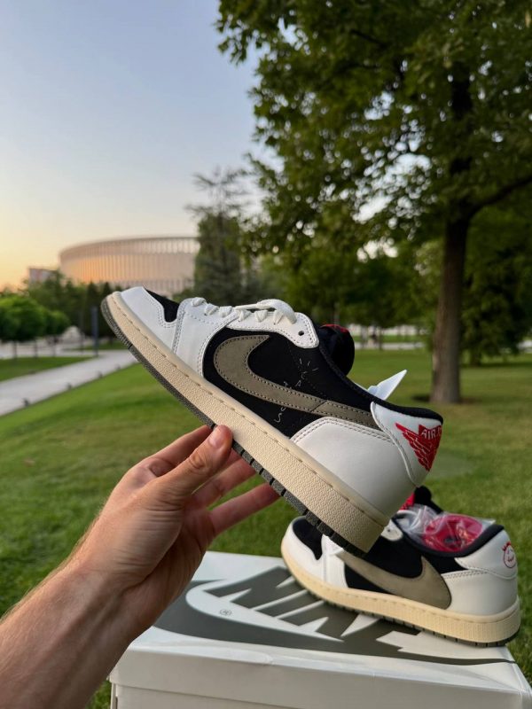 Nike Air Jordan Travis Scott — изображение 4