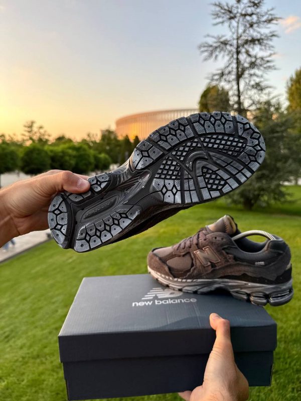 New Balance 2002R — изображение 6