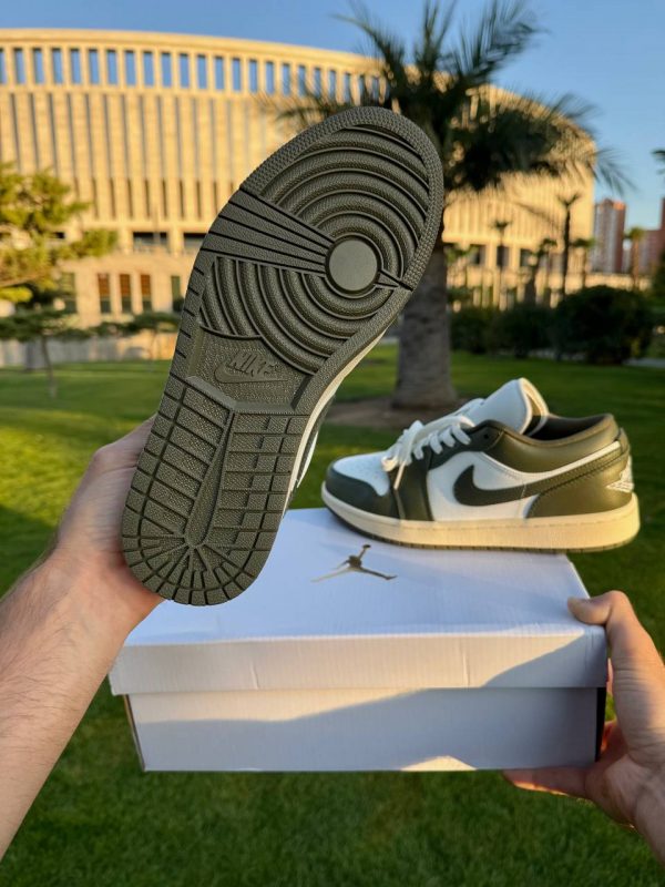 Nike Air Jordan Low — изображение 7