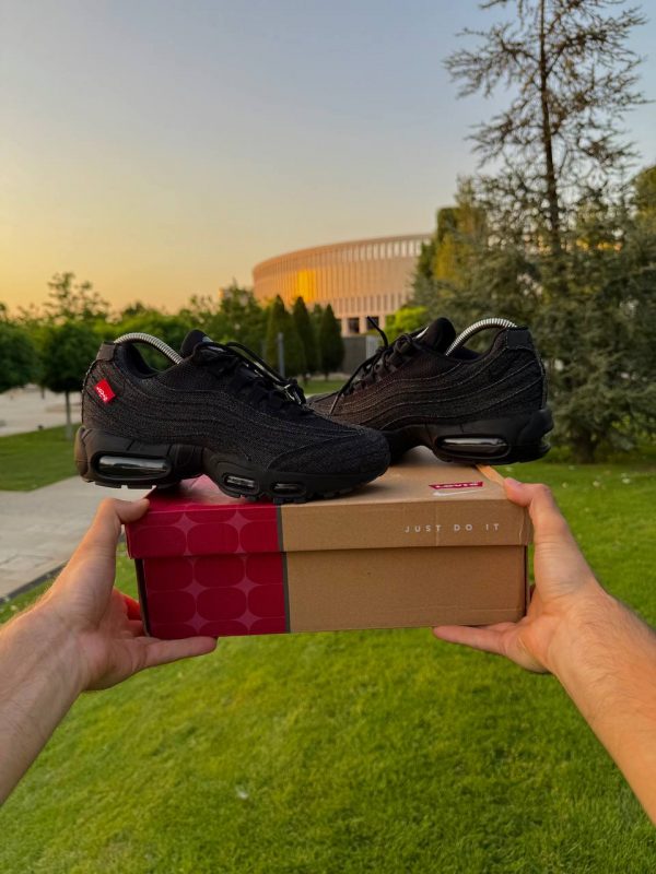 Nike Air Max 95 x Levi’s